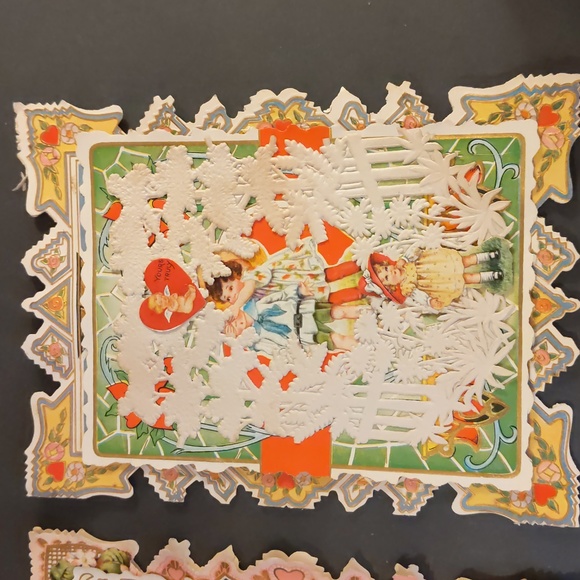 Antique Whitney Made Embossed Paper Lace Die Cut Valentine Cards (2) - Picture 3 of 11